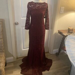 NWT Onyx Nite Merlot Gown Sz 4